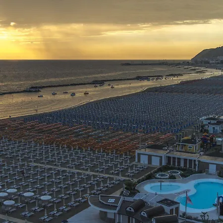 Baia Marina Hotel