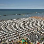 Hotell Baia Marina 3*