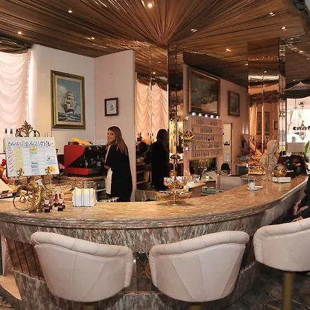 酒店 百伊尔码头酒店 3*